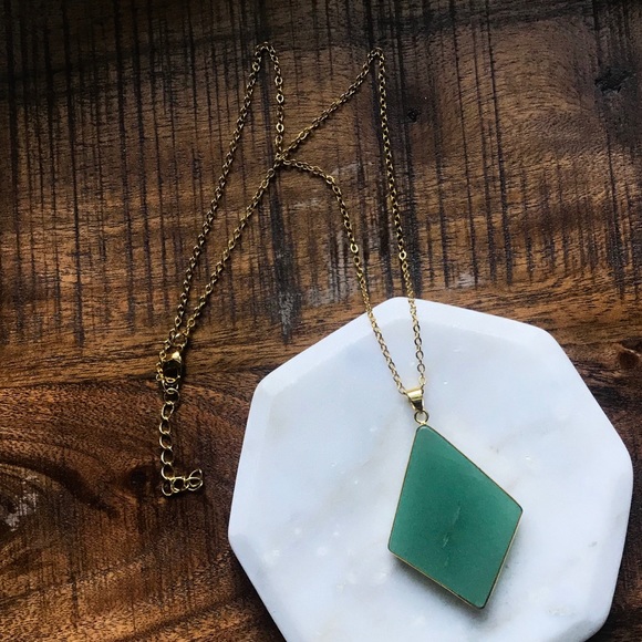 Tayzani Jewelry - Gold & Aventurine Natural Stone Pendant Necklace
